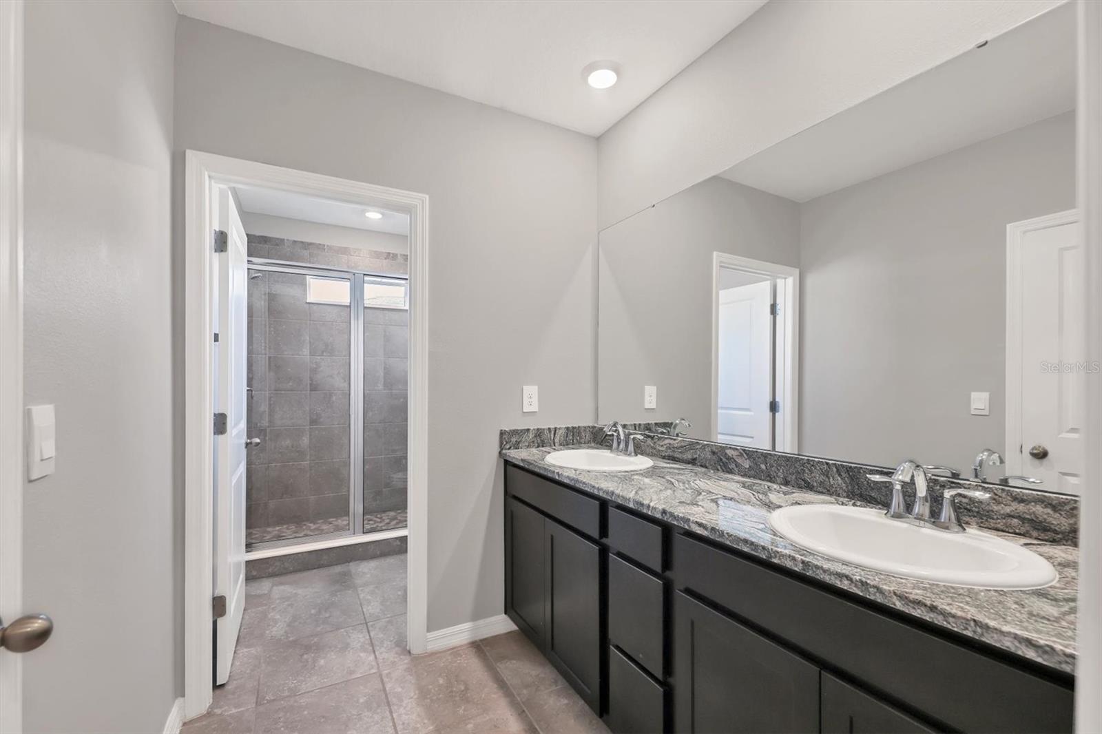 BAY LANDING - Residential