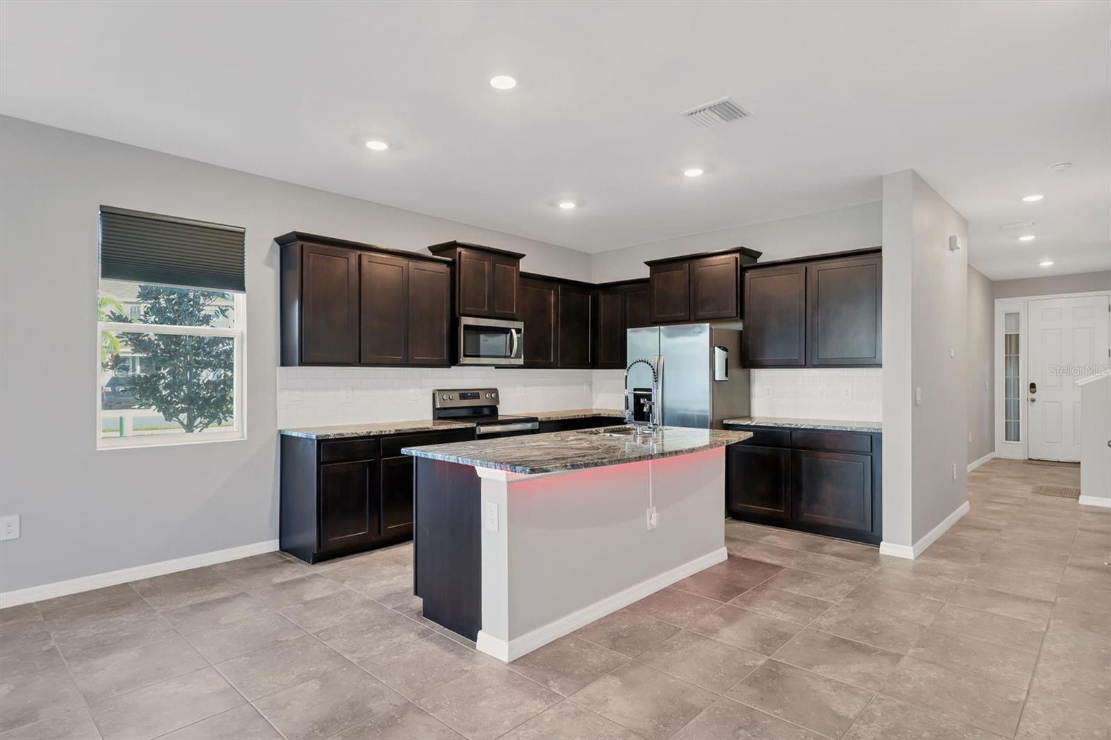 BAY LANDING - Residential