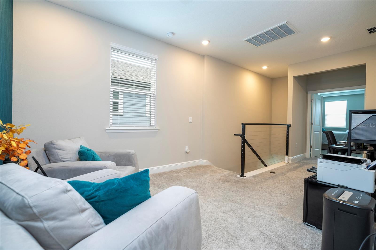 HIGHLAND RIDGE - Residential