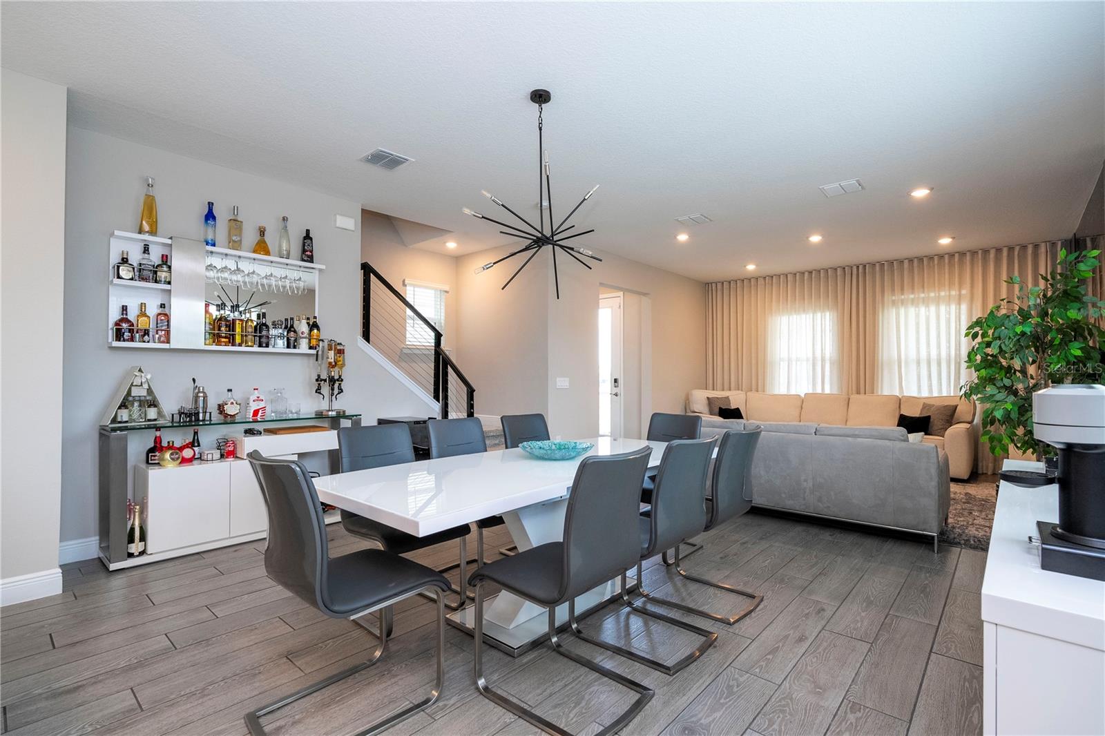 HIGHLAND RIDGE - Residential