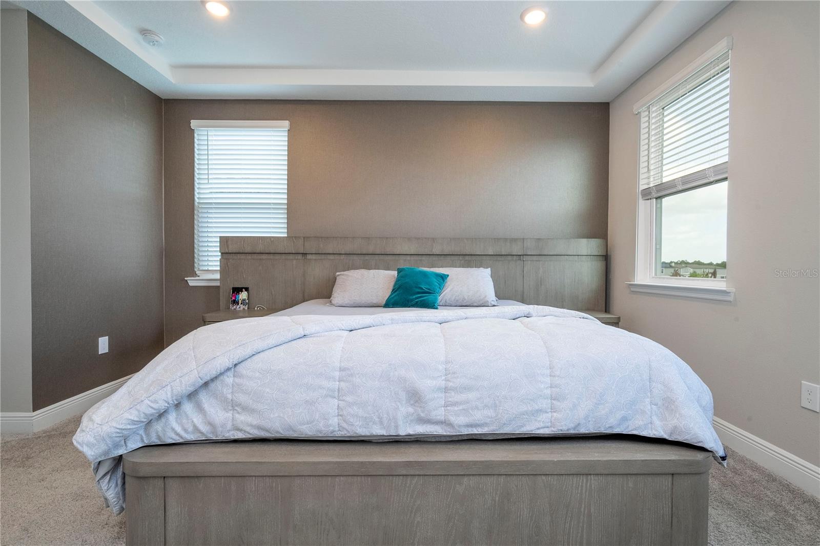 HIGHLAND RIDGE - Residential