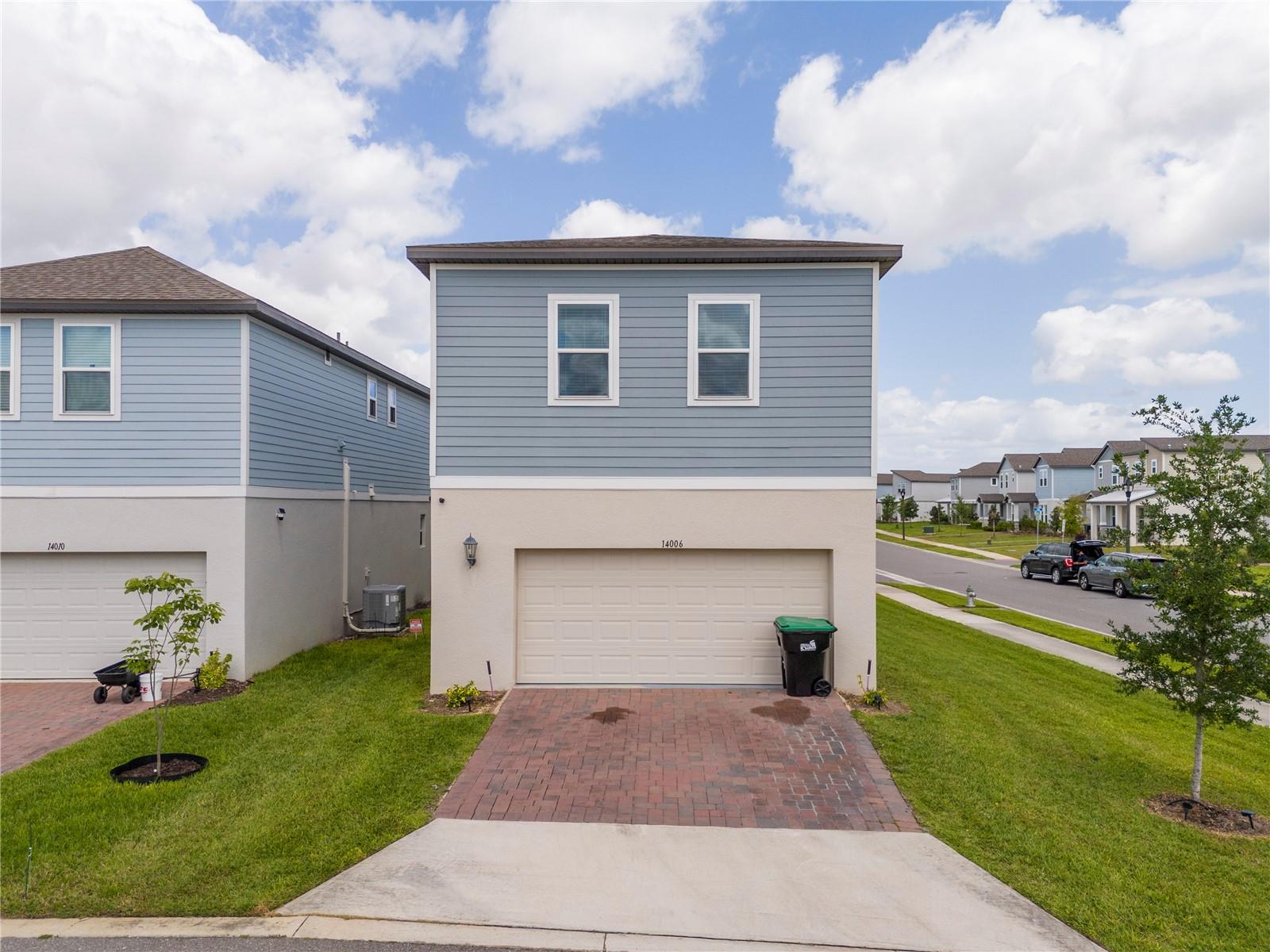 HIGHLAND RIDGE - Residential