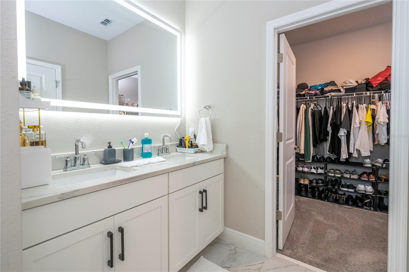 HIGHLAND RIDGE - Residential