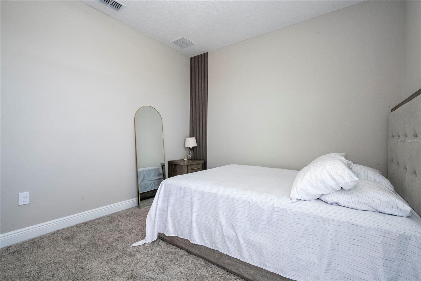 HIGHLAND RIDGE - Residential