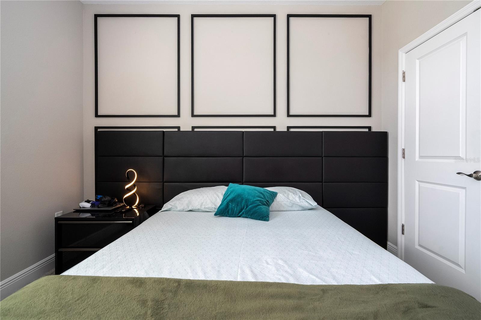 HIGHLAND RIDGE - Residential