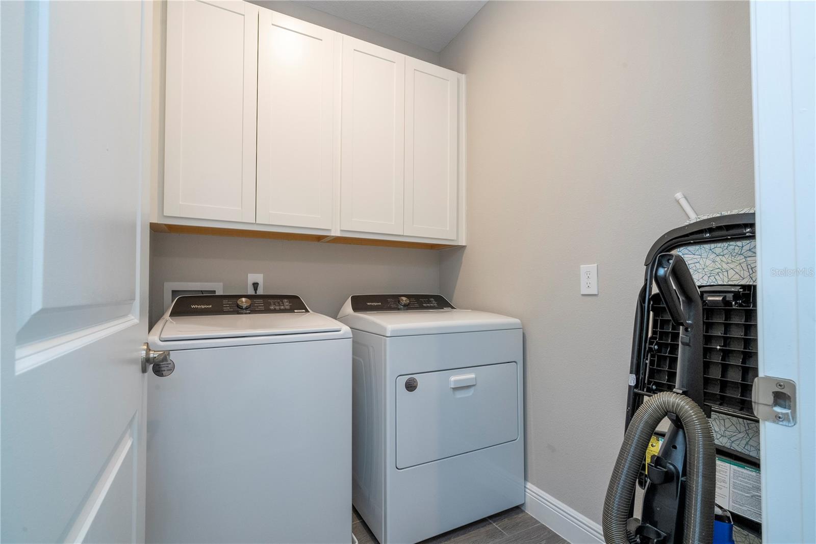 HIGHLAND RIDGE - Residential