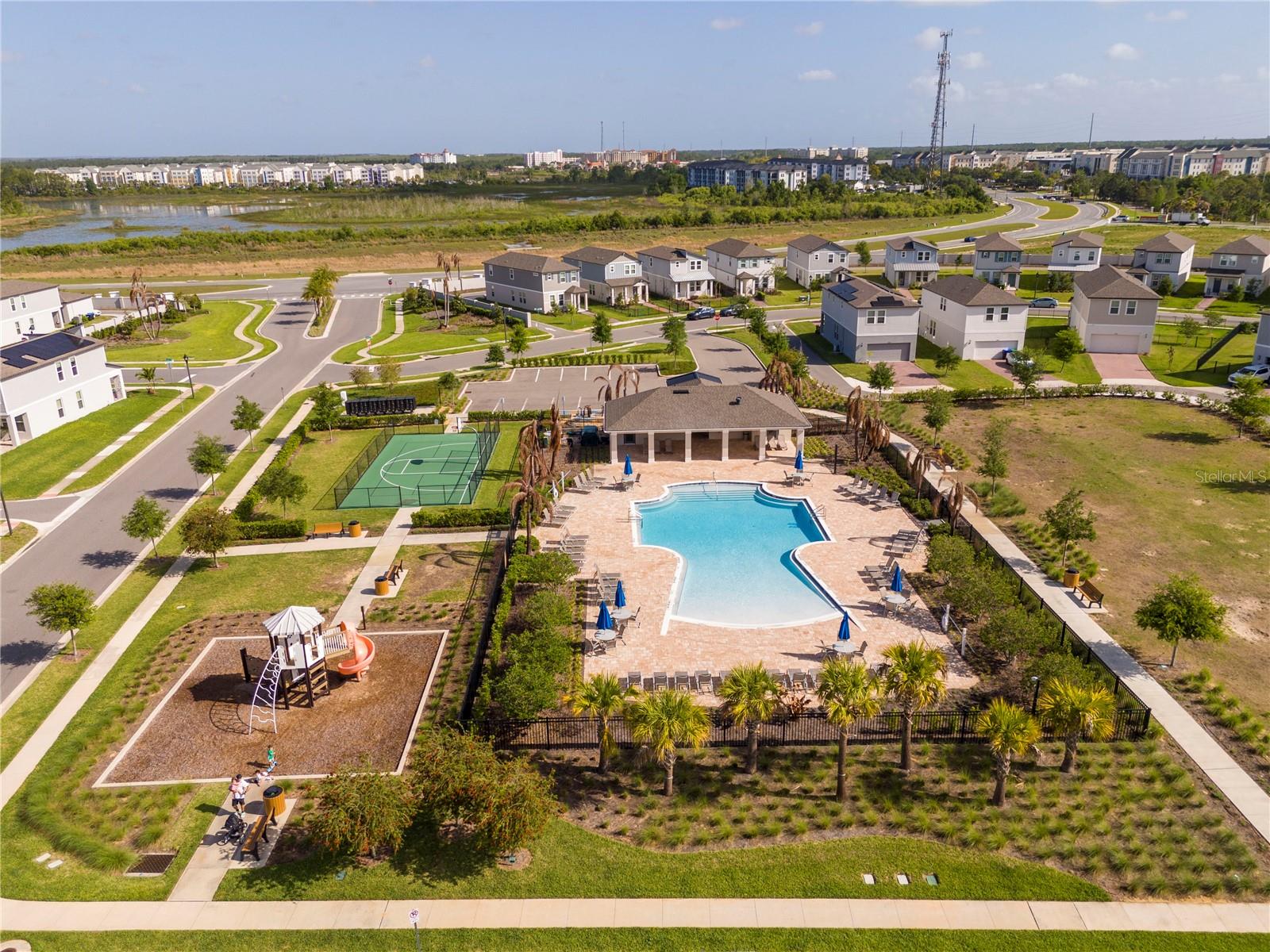 HIGHLAND RIDGE - Residential