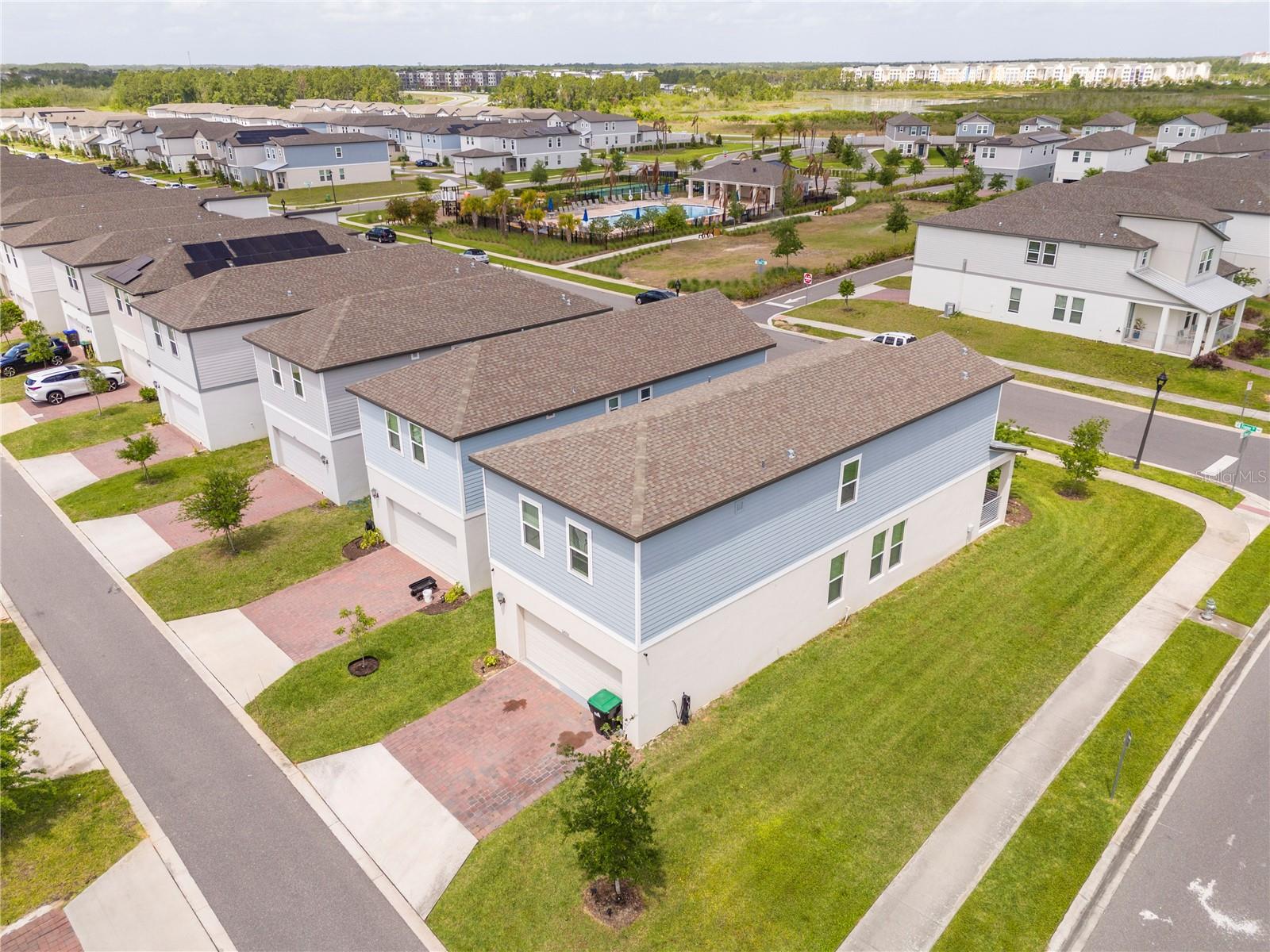 HIGHLAND RIDGE - Residential