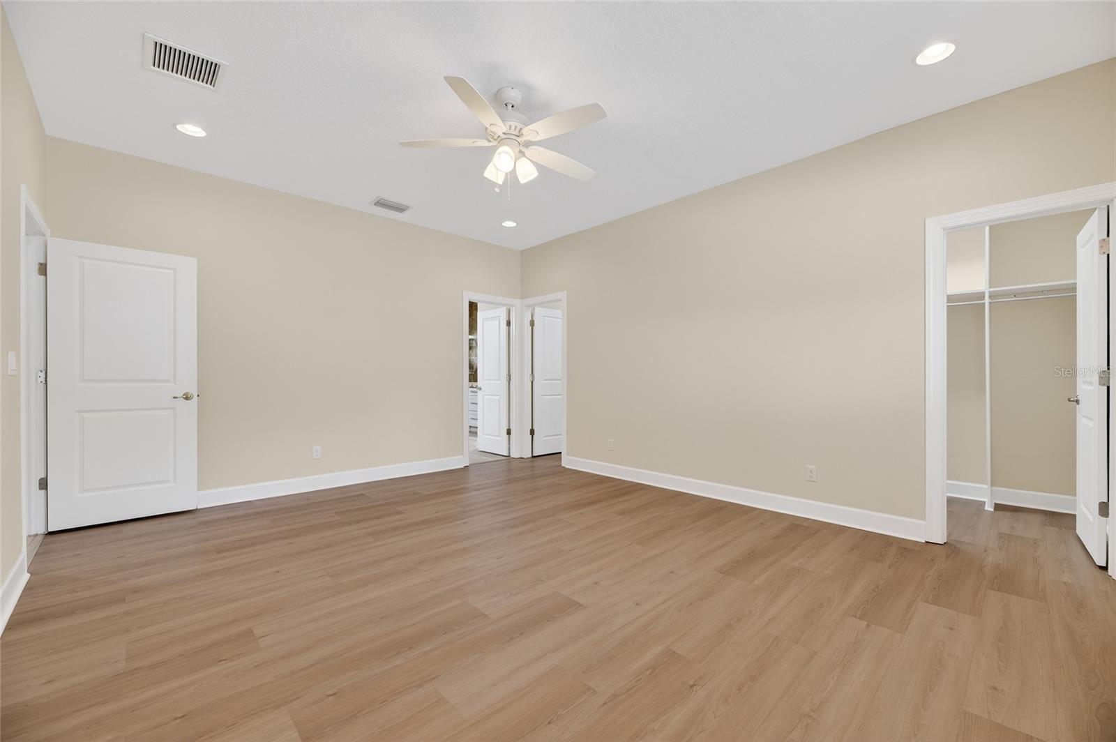 TEMPLE TERRACE RIVERSIDE SUBDI - Residential