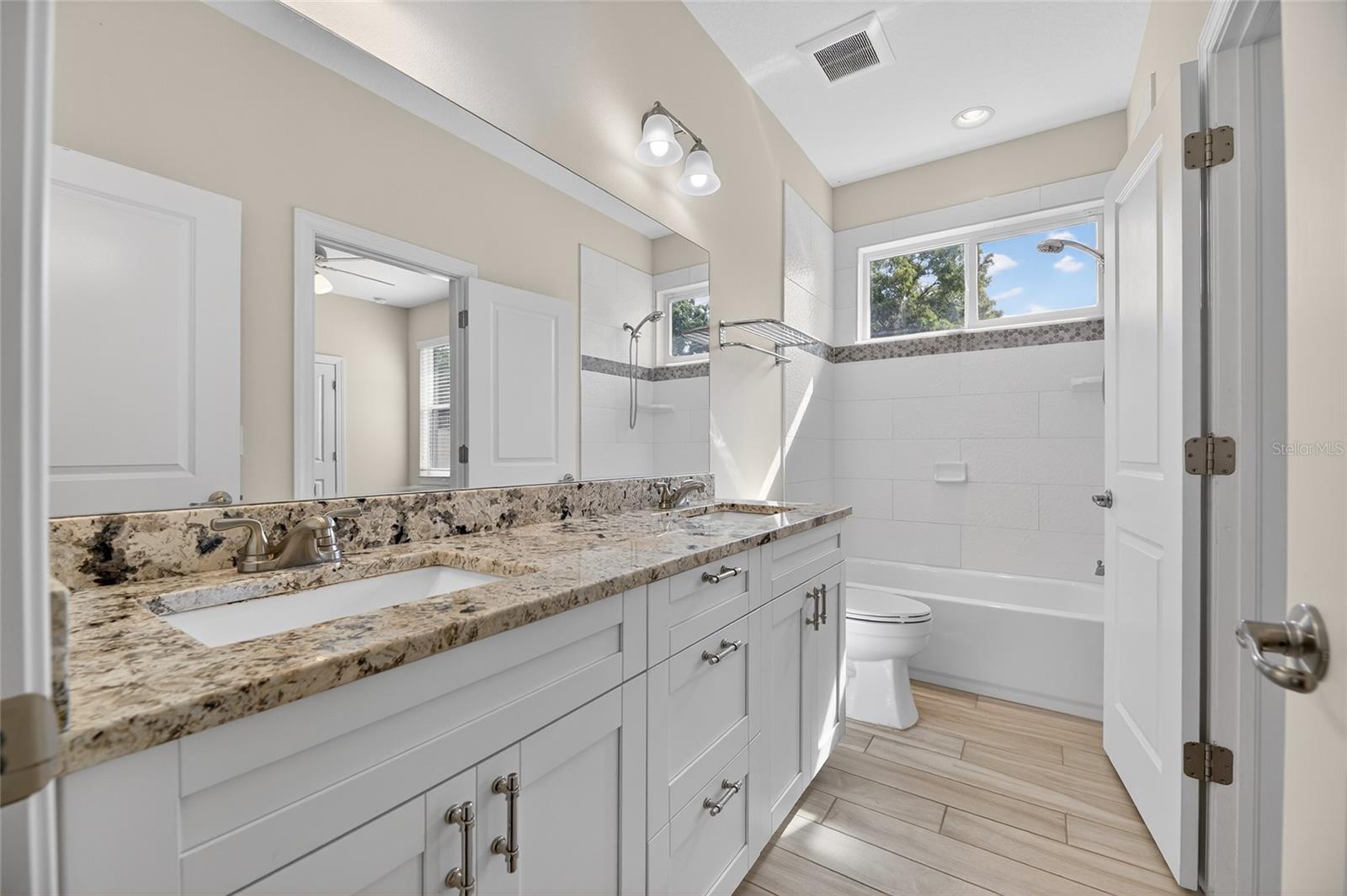 TEMPLE TERRACE RIVERSIDE SUBDI - Residential