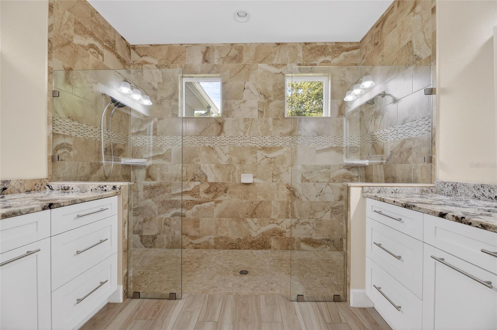 TEMPLE TERRACE RIVERSIDE SUBDI - Residential