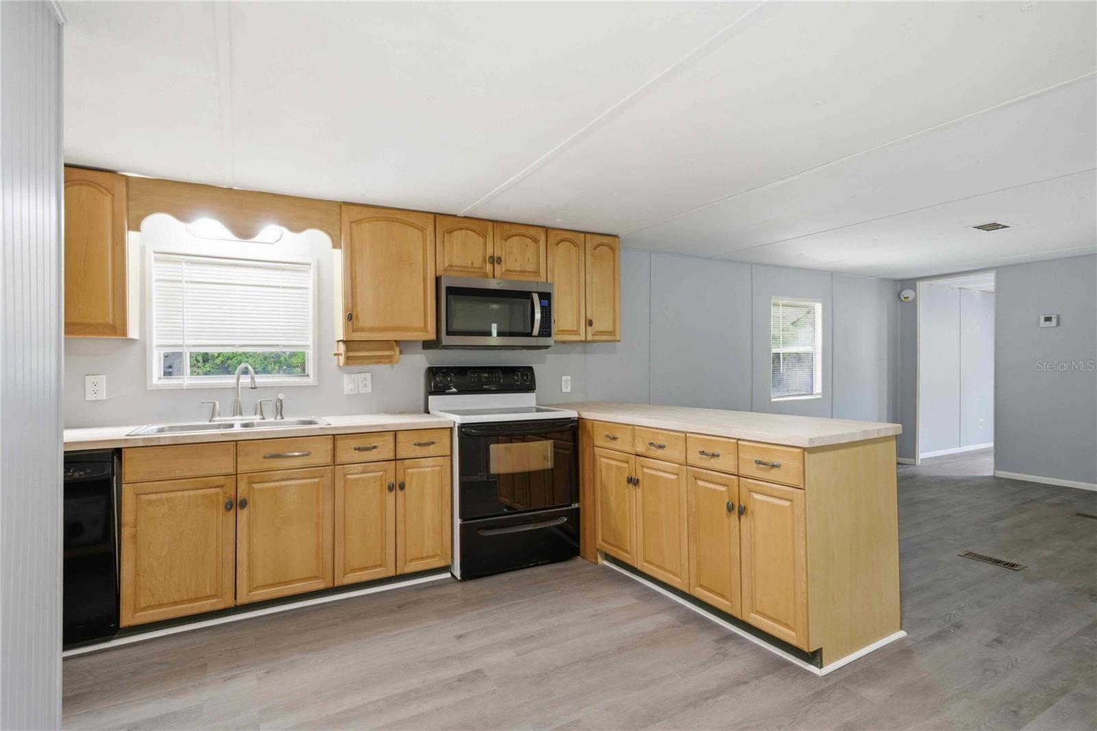 GREEN ACRES ADD - Residential