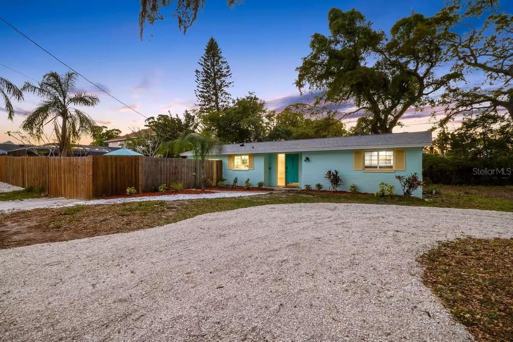 Photo of 201 South Street, Palm Harbor, FL 34683 (MLS # TB8399886)