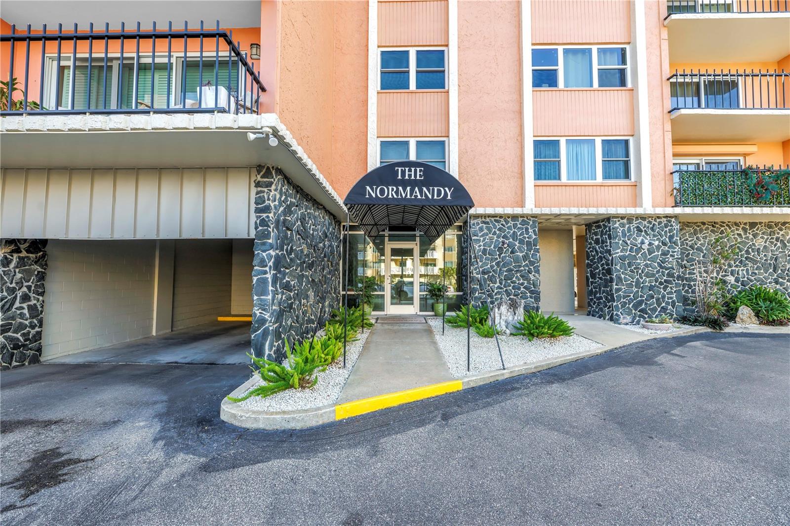 NORTH SHORE NORMANDY CONDO - Residential