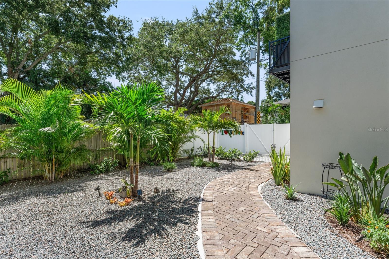 BARNARD ERASTUS A S REV SUB - Residential