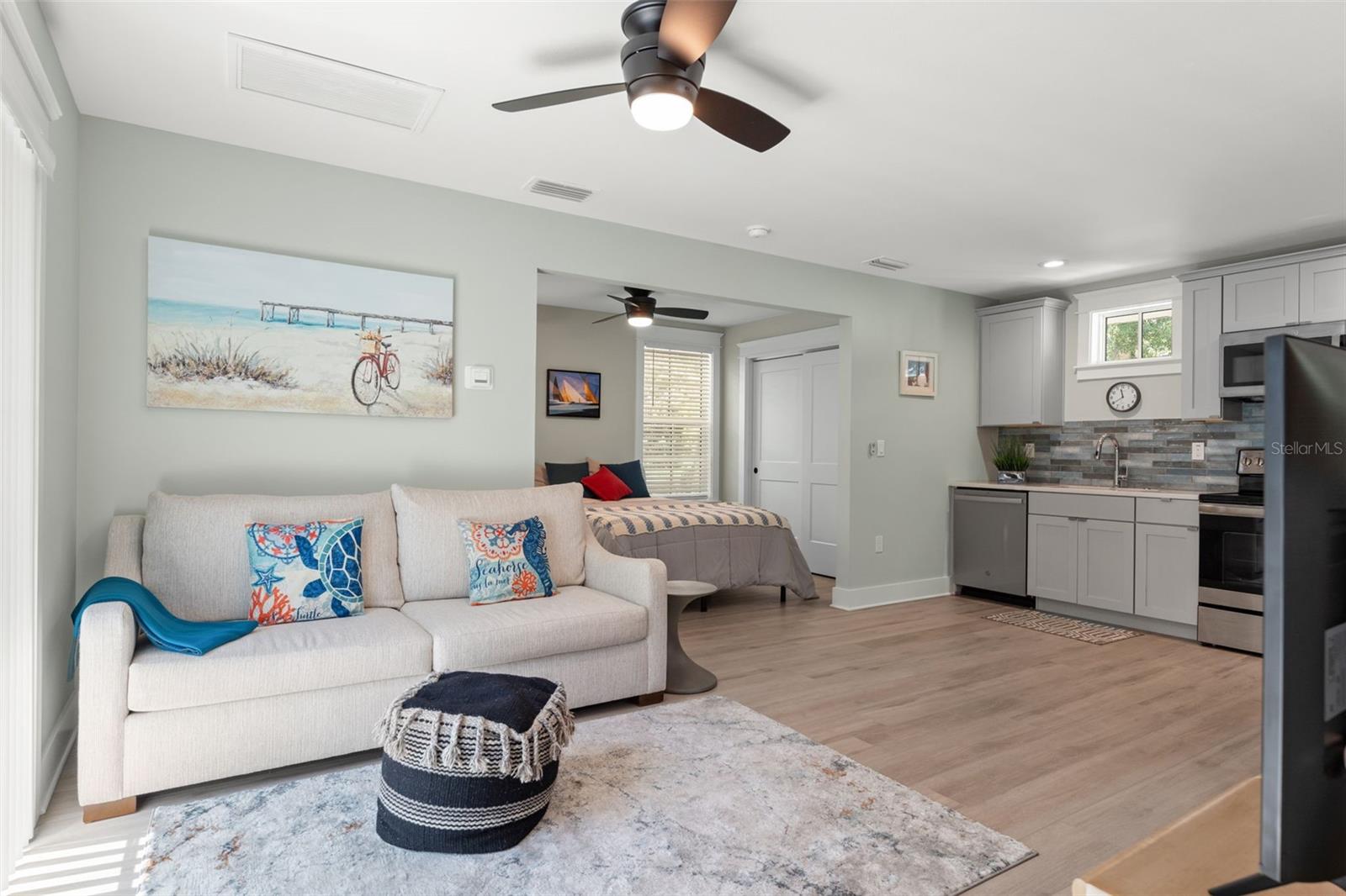 BARNARD ERASTUS A S REV SUB - Residential