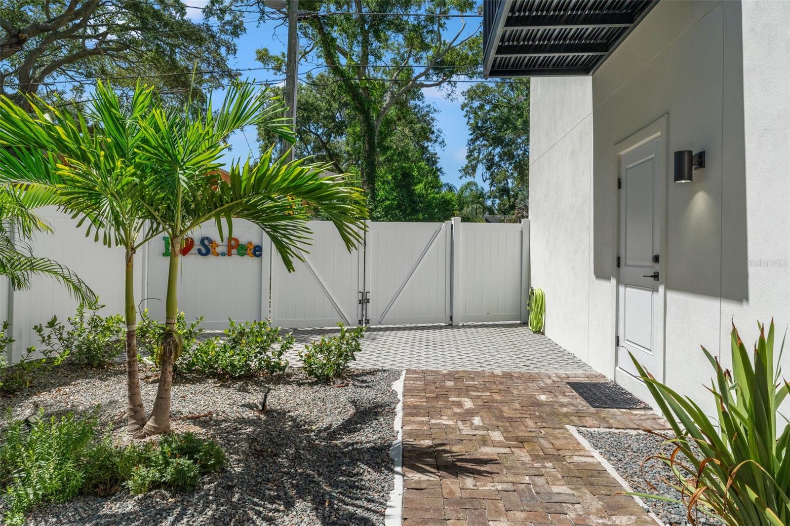 BARNARD ERASTUS A S REV SUB - Residential