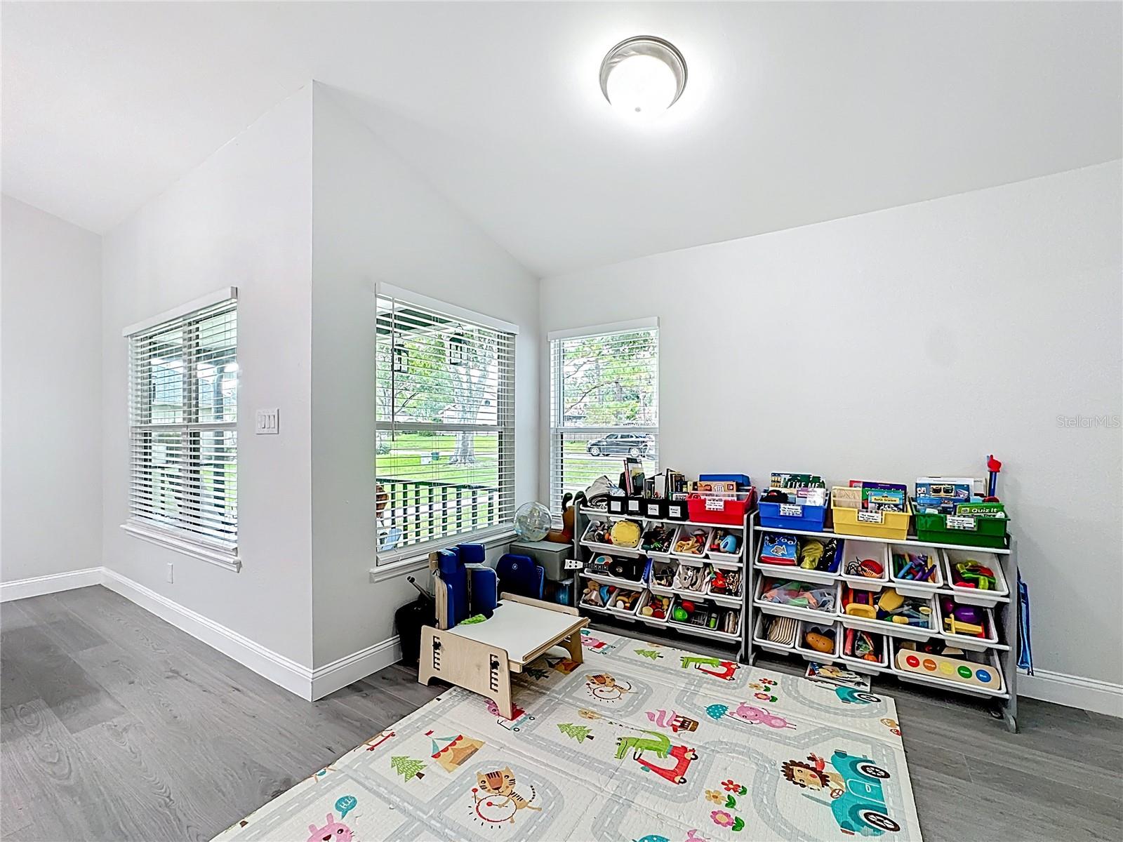 TWIN RIVERS SEC 4 UNIT 2 - Residential