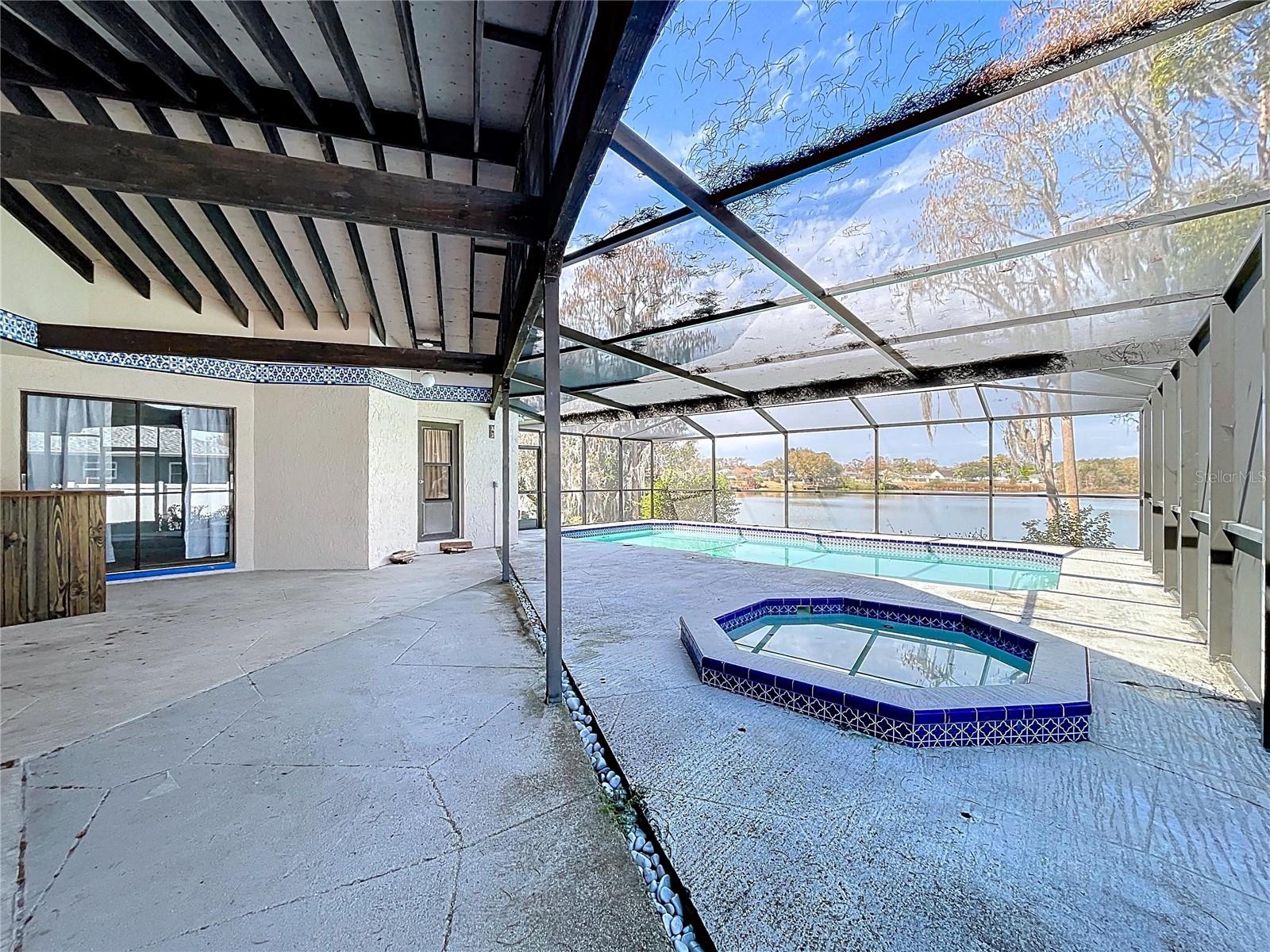 LAKE PADGETT ESTATES - Residential