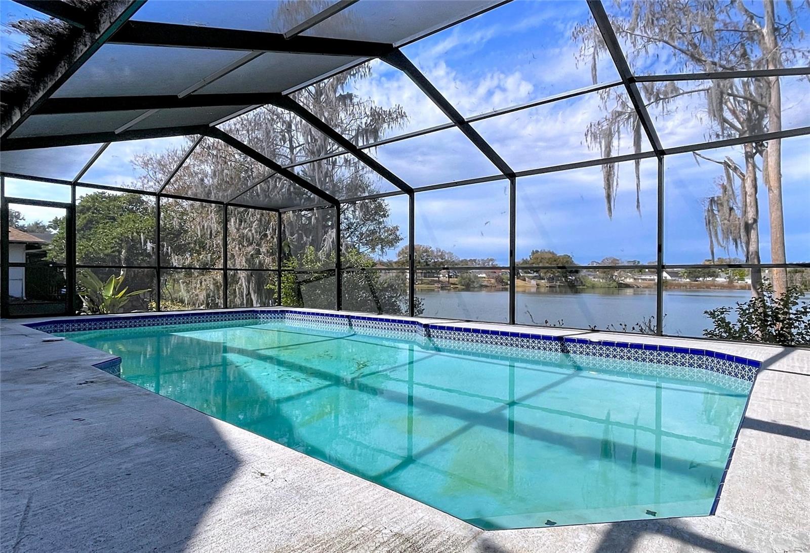 LAKE PADGETT ESTATES - Residential