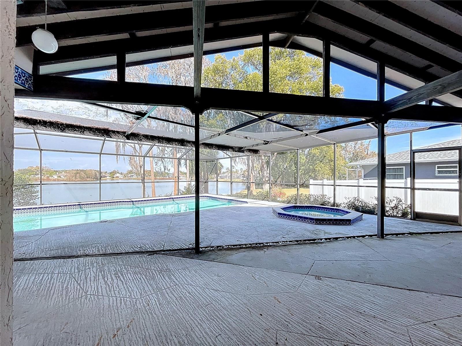 LAKE PADGETT ESTATES - Residential