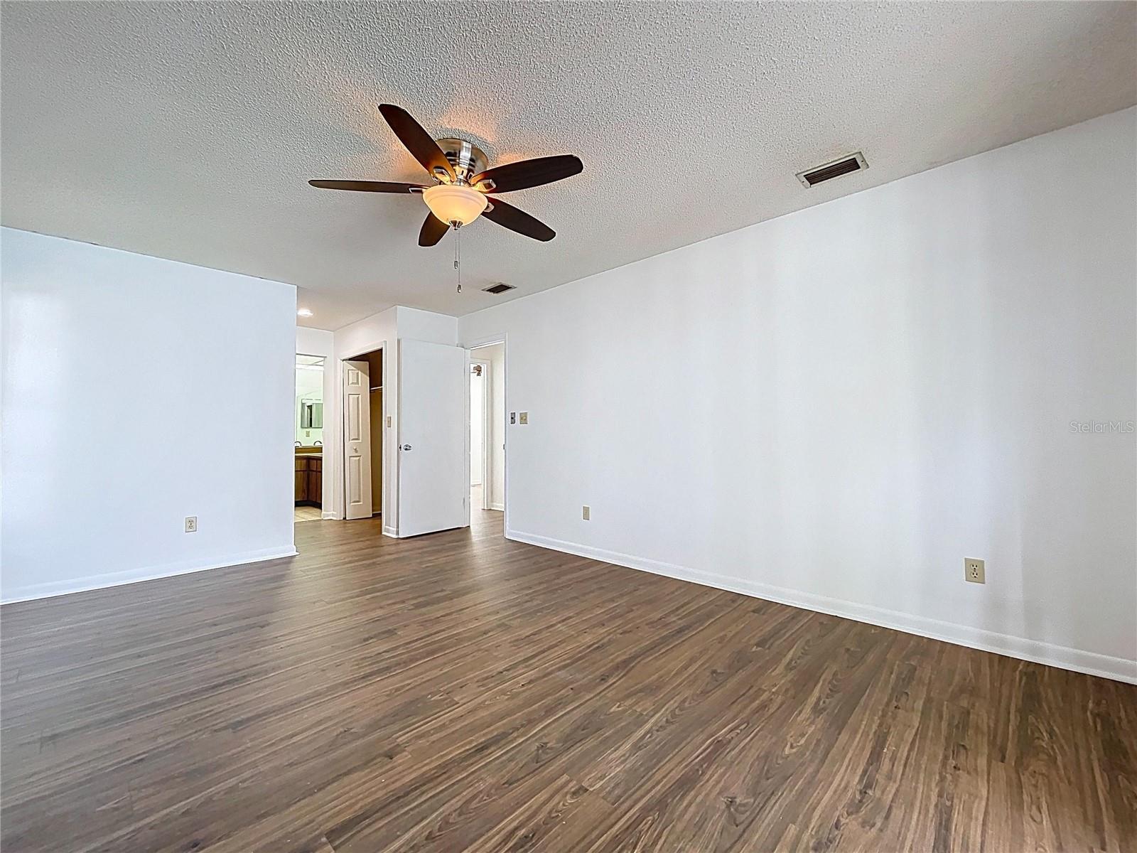 LAKE PADGETT ESTATES - Residential