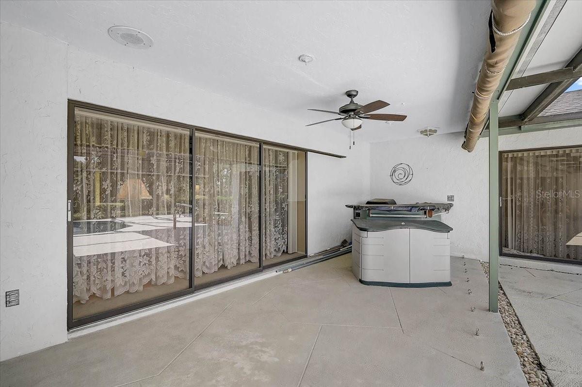 COUNTRY CLUB OF SARASOTA THE - Residential