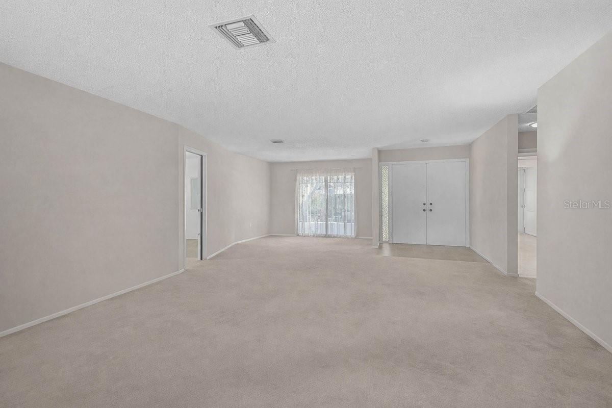 COUNTRY CLUB OF SARASOTA THE - Residential