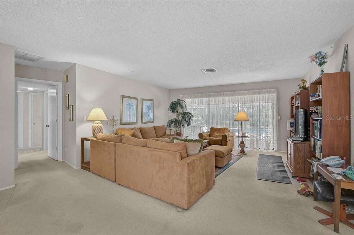 COUNTRY CLUB OF SARASOTA THE - Residential