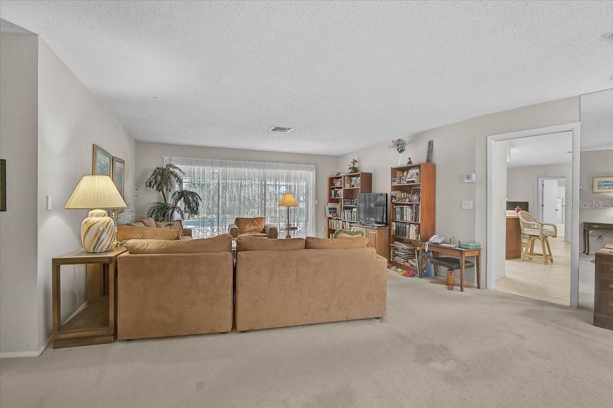 COUNTRY CLUB OF SARASOTA THE - Residential