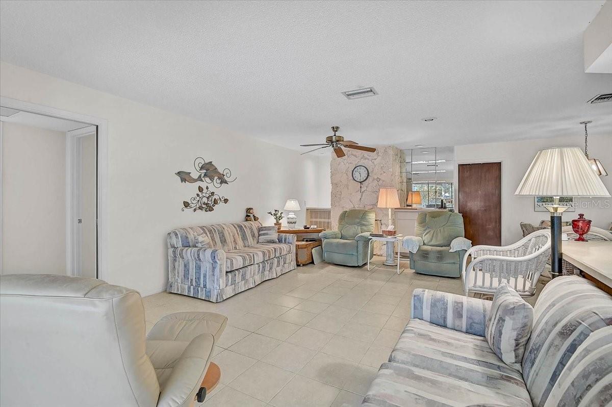 COUNTRY CLUB OF SARASOTA THE - Residential