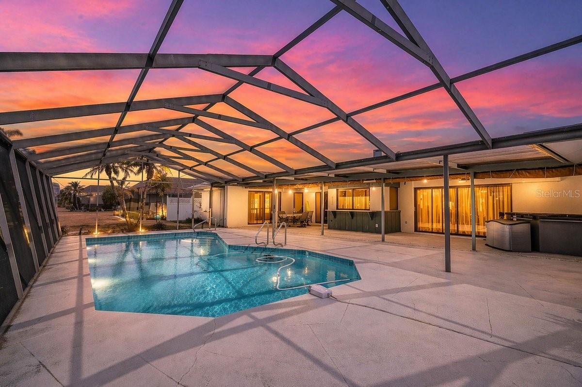 3842 TORREY PINES WAY