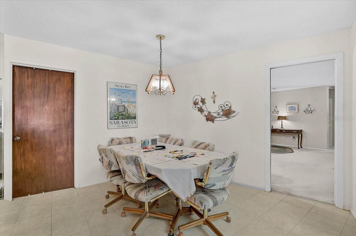 COUNTRY CLUB OF SARASOTA THE - Residential