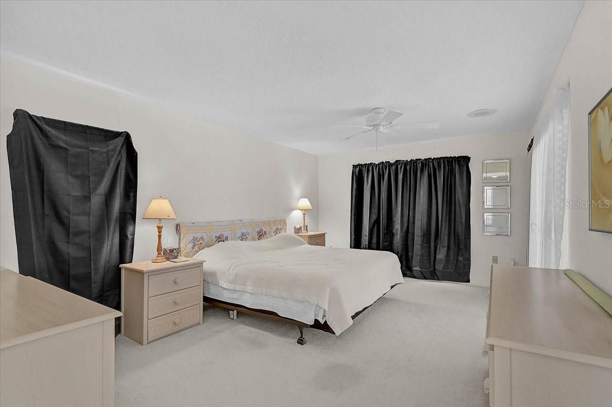 COUNTRY CLUB OF SARASOTA THE - Residential