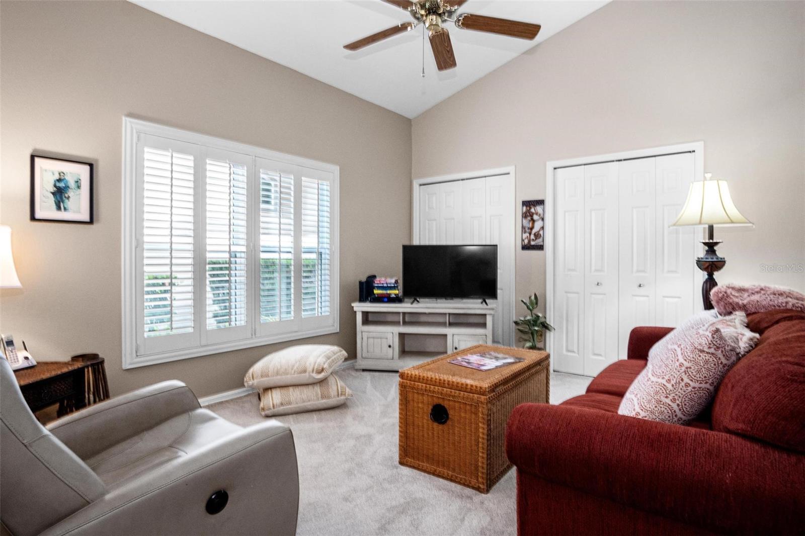 RIVER HILLS / FAIRWAY ONE - Residential