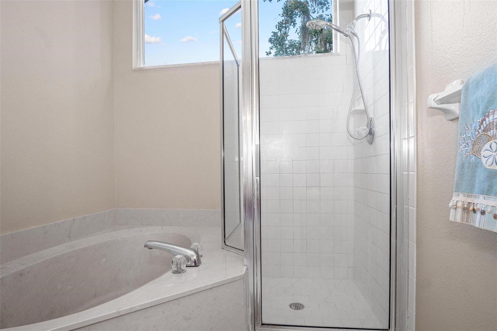 RIVER HILLS / FAIRWAY ONE - Residential