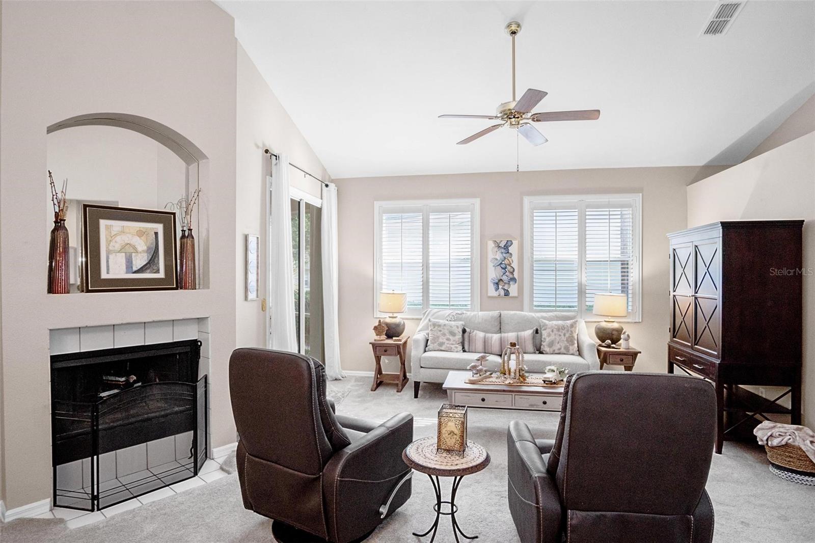 RIVER HILLS / FAIRWAY ONE - Residential