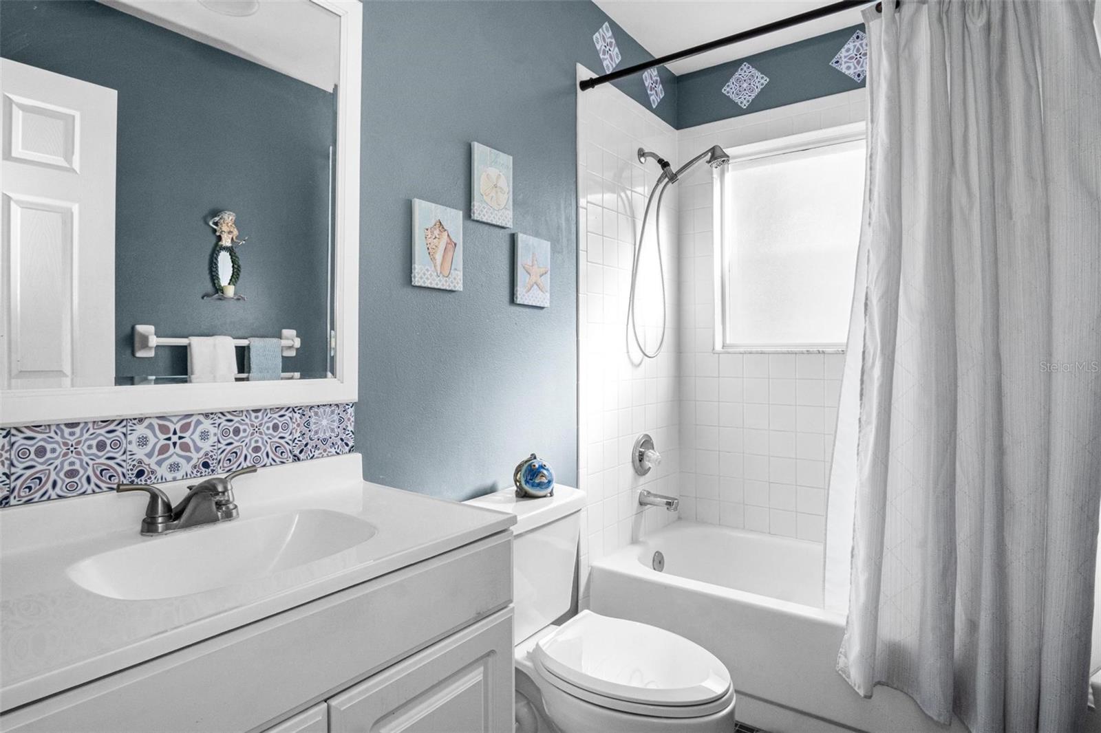 RIVER HILLS / FAIRWAY ONE - Residential