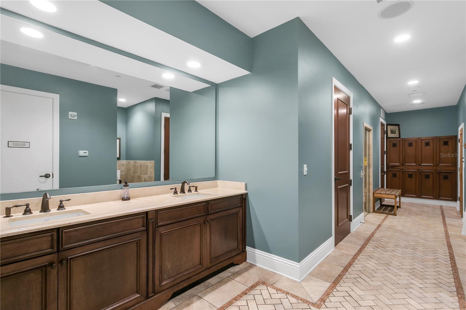 THE BELLAMY ON THE BAYSHORE A - Residential