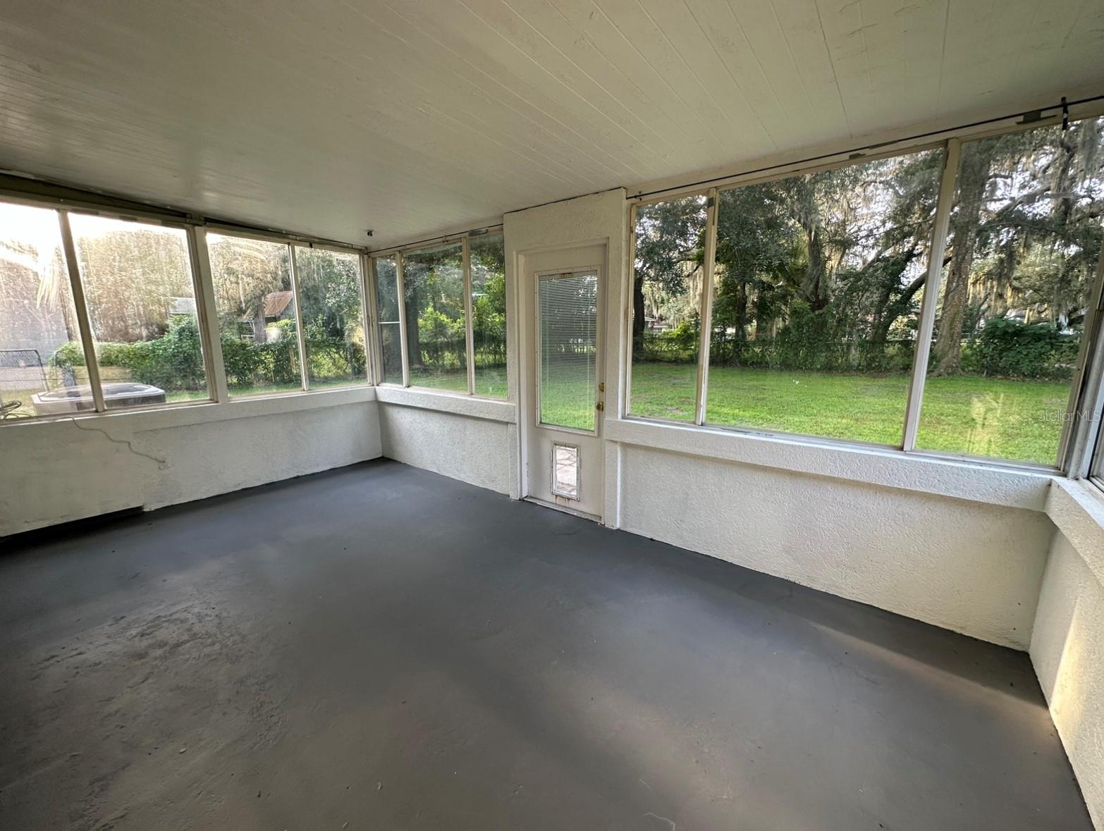 JOANNA SHORES - Residential Lease