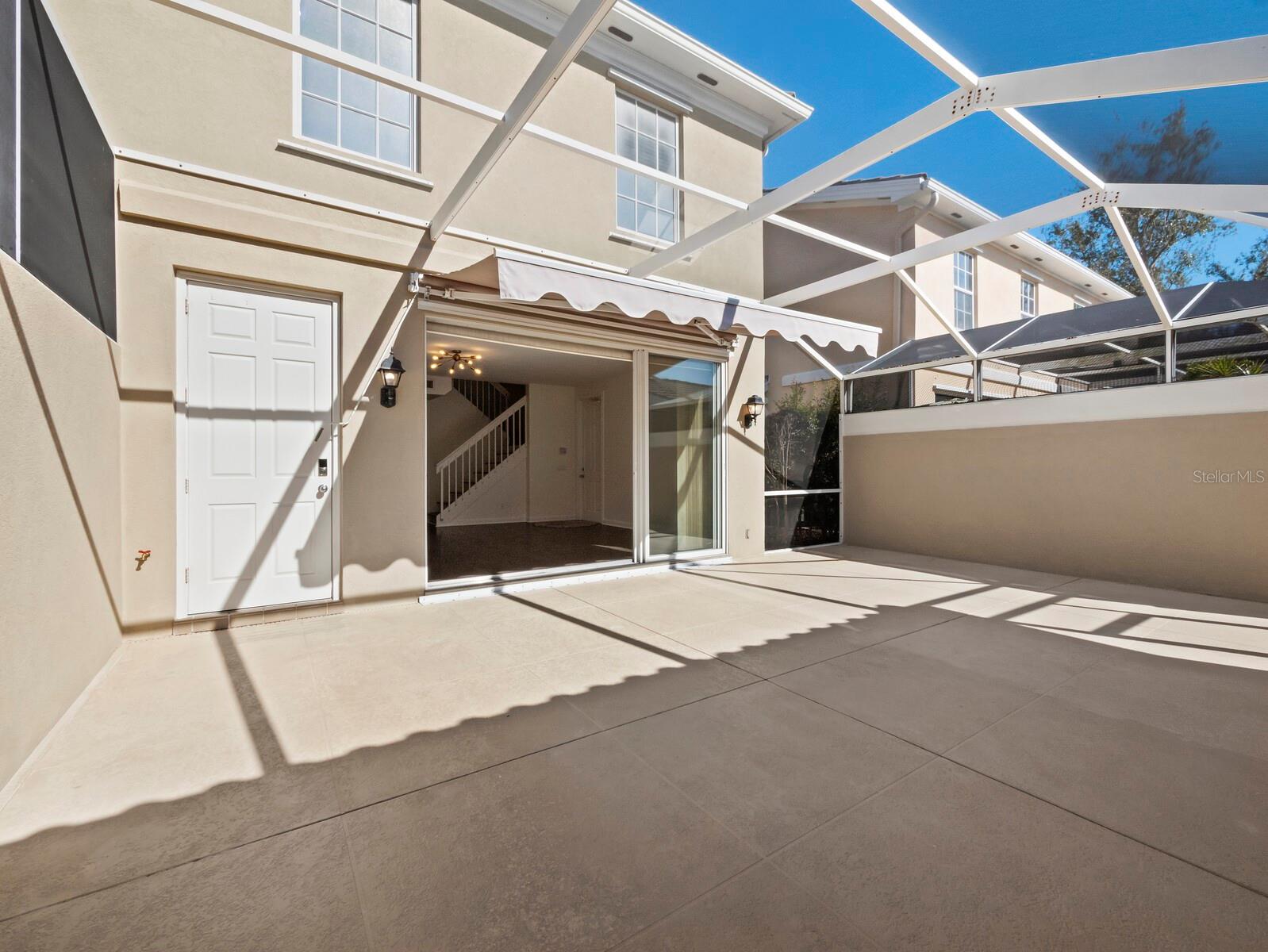 VILLAGEWALK - Residential