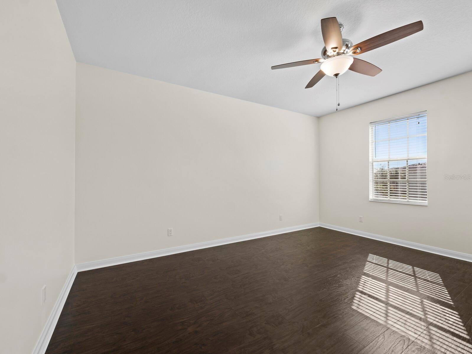 VILLAGEWALK - Residential