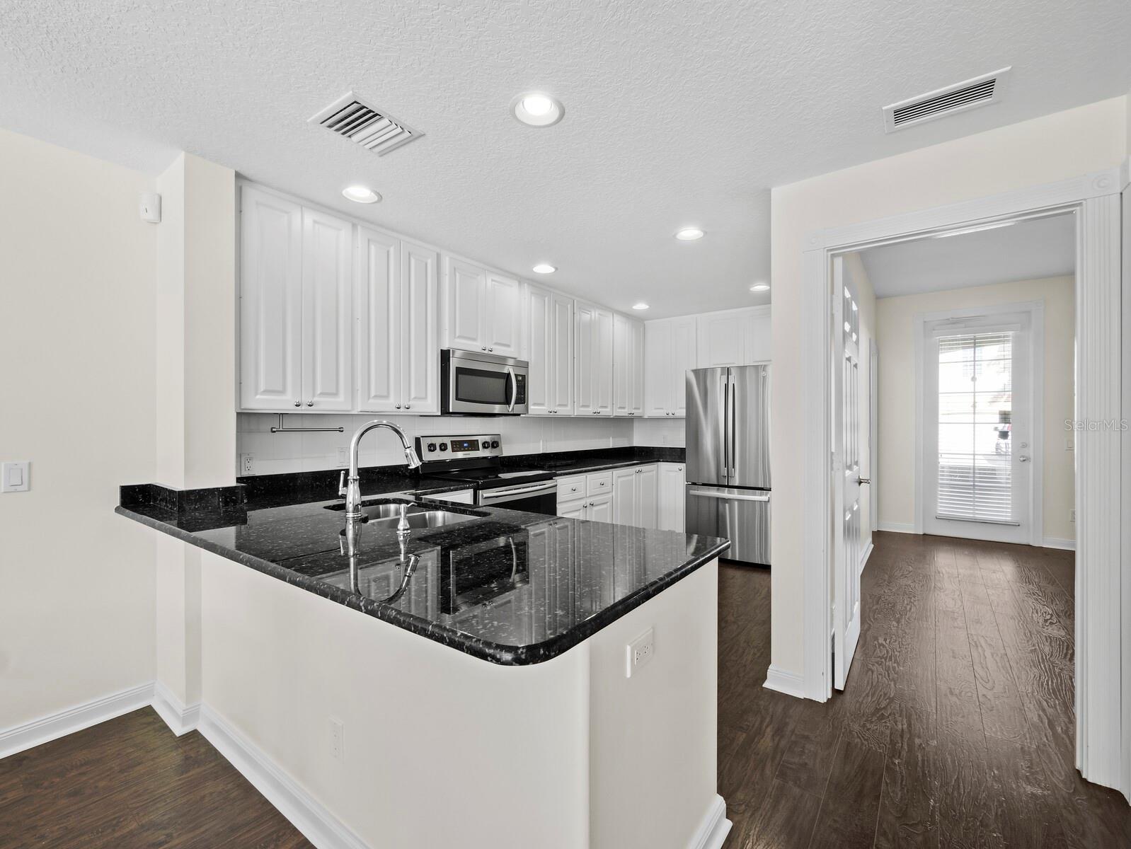 VILLAGEWALK - Residential