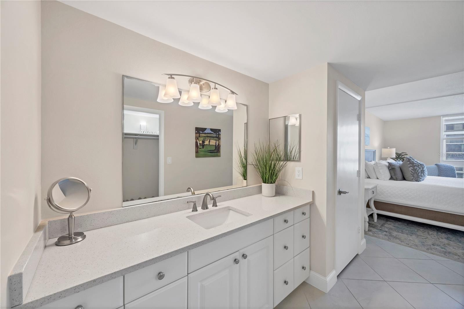 LIDO BEACH CLUB - Residential