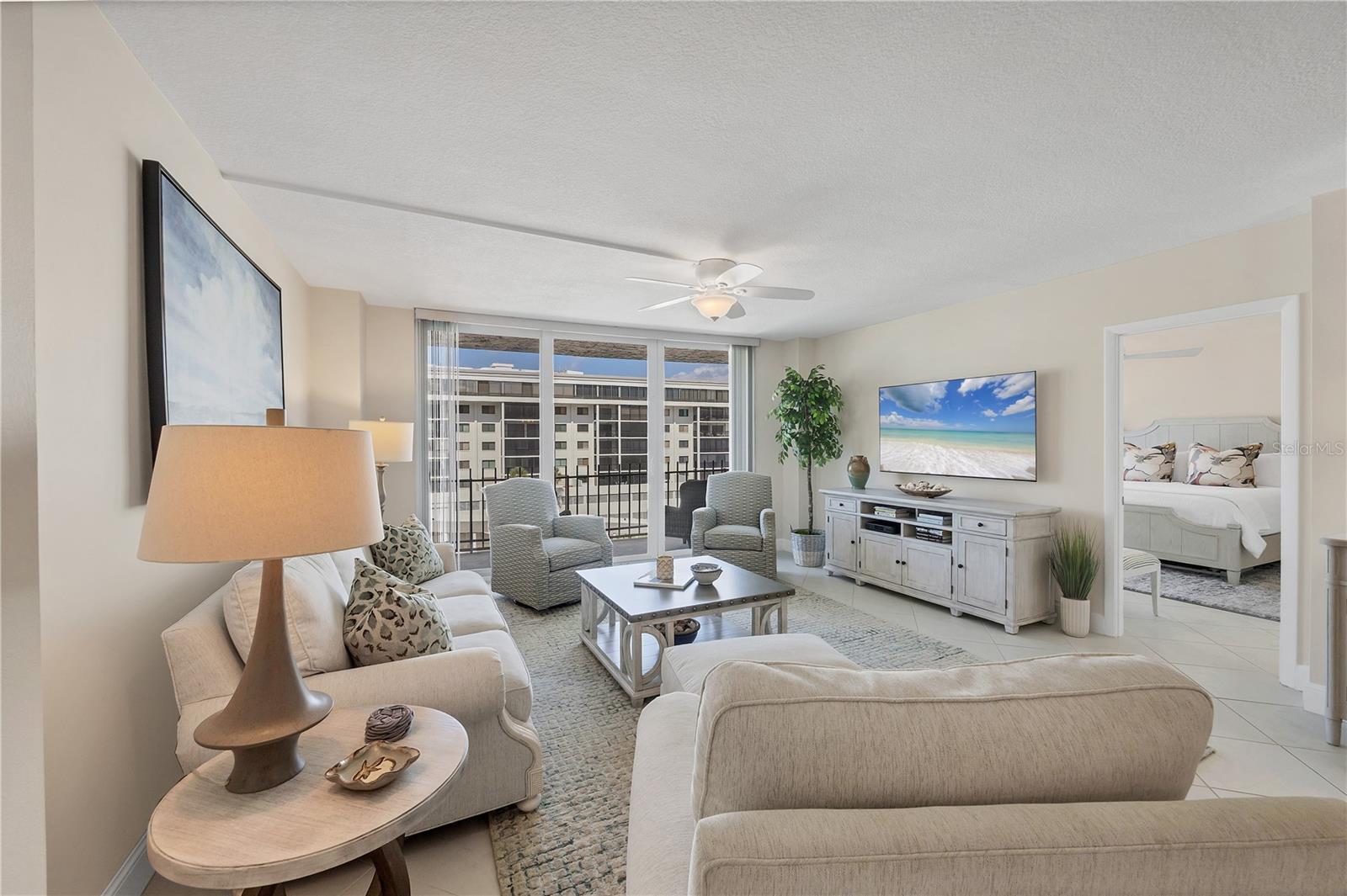 LIDO BEACH CLUB - Residential