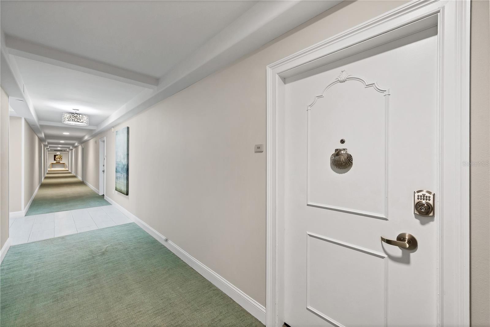 LIDO BEACH CLUB - Residential