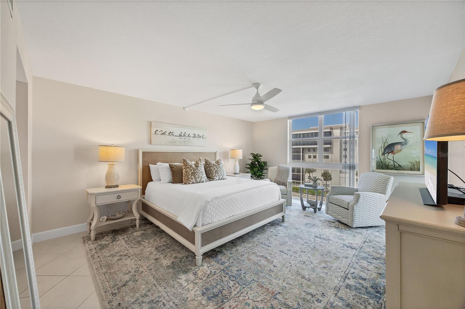 LIDO BEACH CLUB - Residential