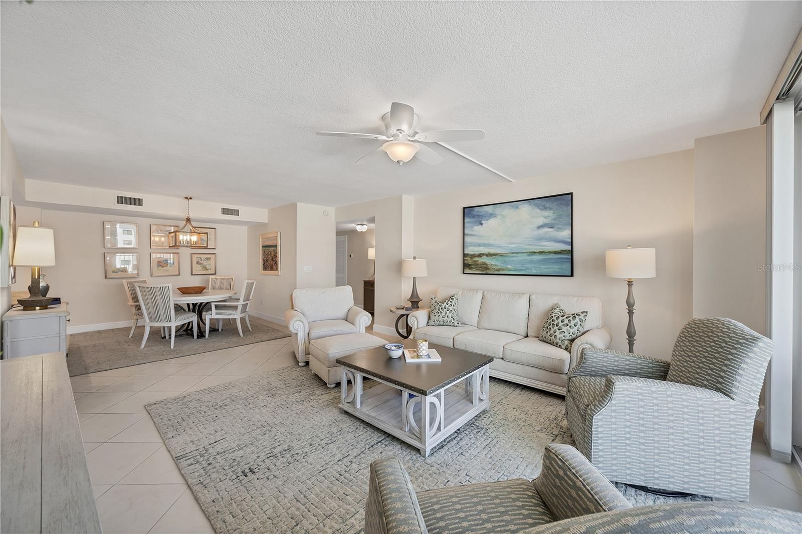 LIDO BEACH CLUB - Residential