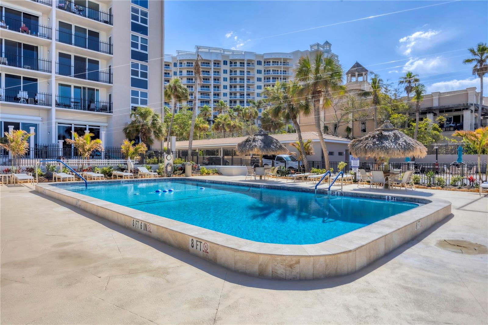 LIDO BEACH CLUB - Residential