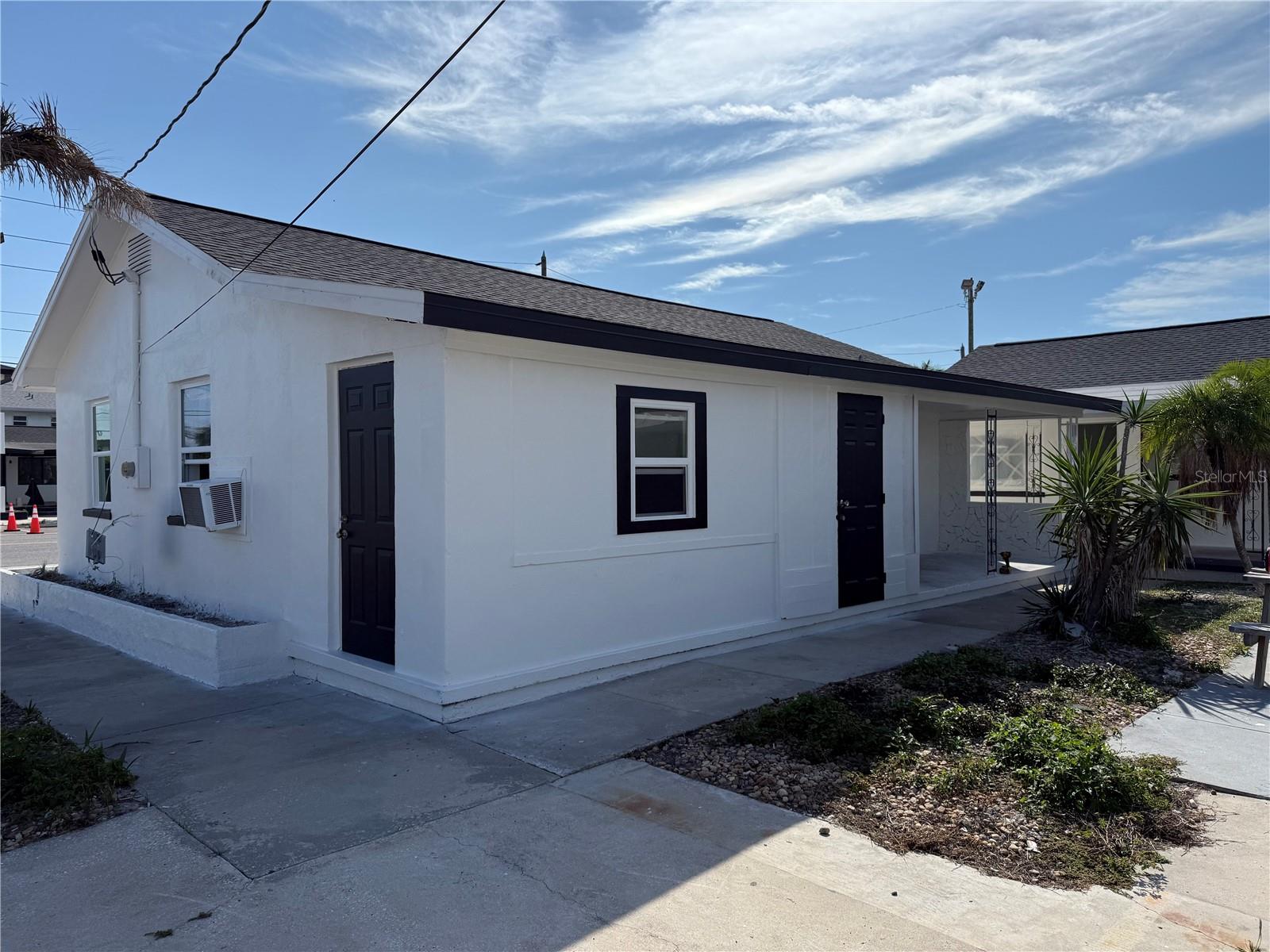 ST PETERSBURG BEACH REP - Residential Lease